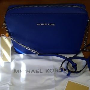 Jet set travel safiano